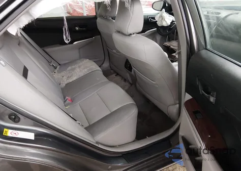 2014 Toyota Camry Xle V6 z USA, uszkodzony, nr VIN 4T1BK1FK2EU540902